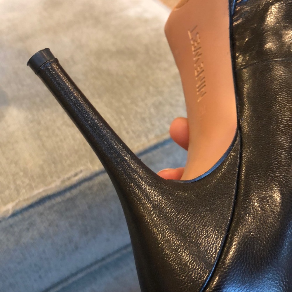 Nine West - Picture 5 of 5